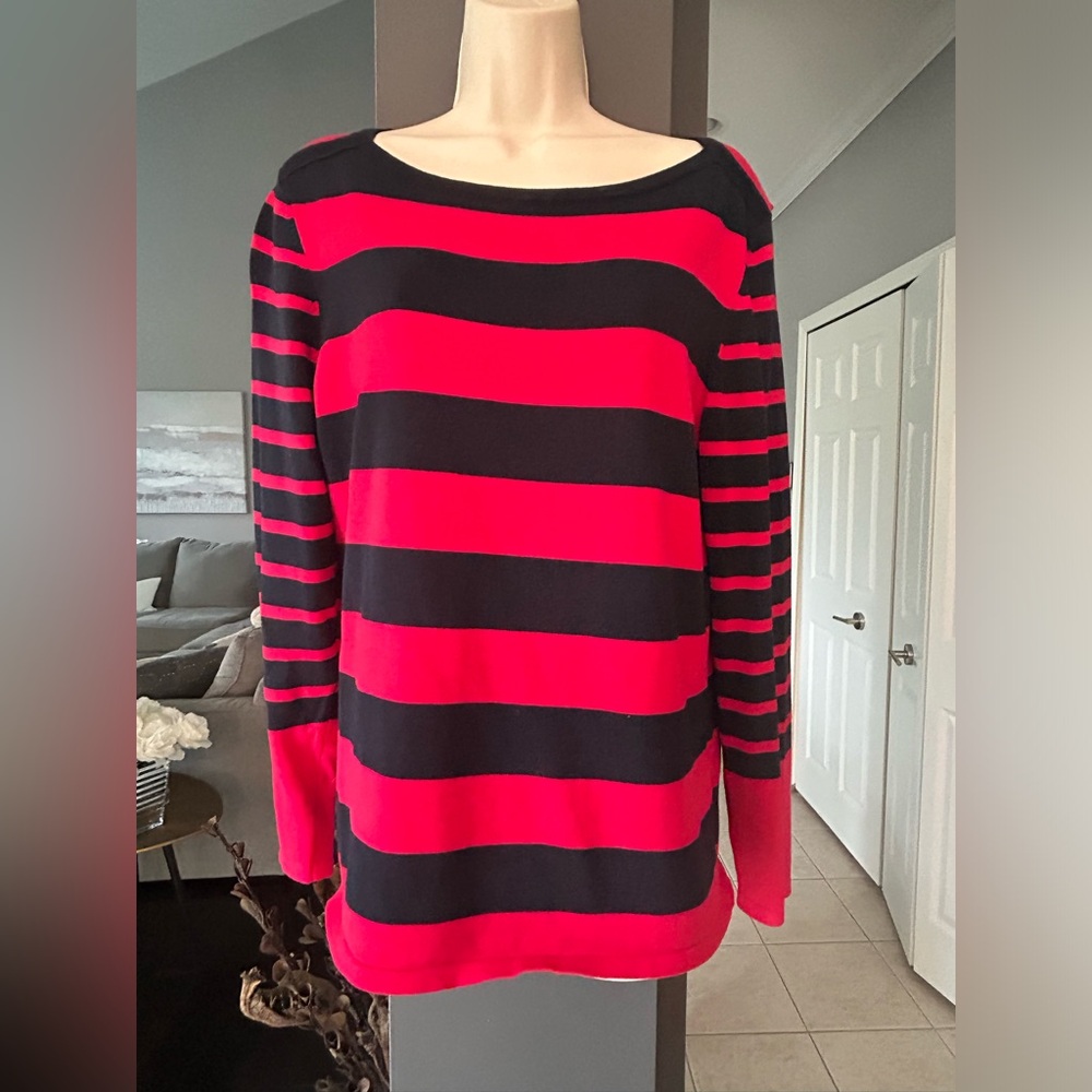 TOMMY HILFIGER - Navy Blue and Red Striped Sweater M